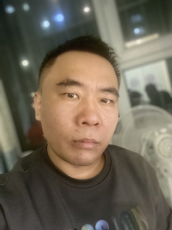 云的第三张照片--和田中老年相亲网